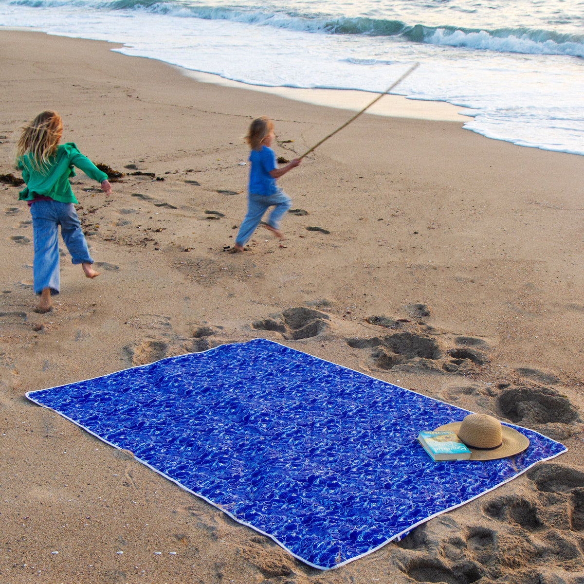 The Shwally Picnic Blanket - Wavy Rainbows